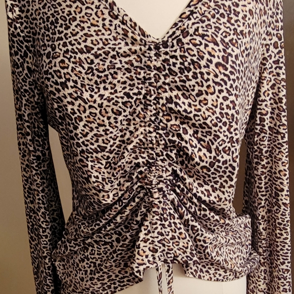 Leopard top - Picture 3 of 4